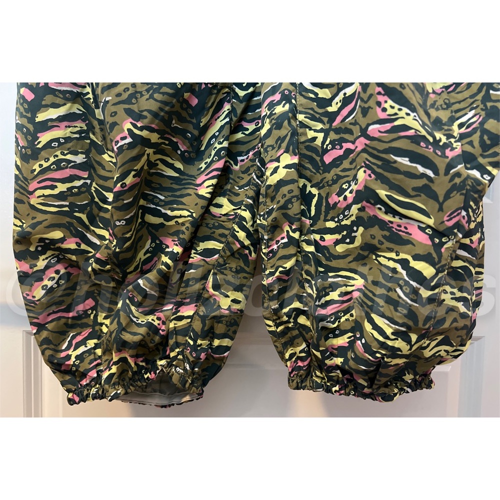 NWOT Free People Zephyr Printed Pants Olive M - Picture 7 of 11